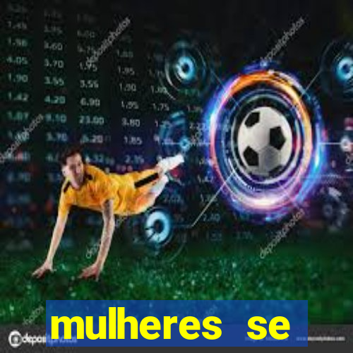 mulheres se exibindo ao vivo