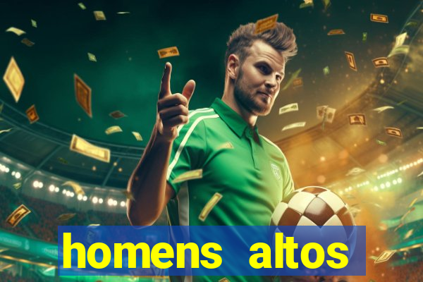 homens altos sarados pelados